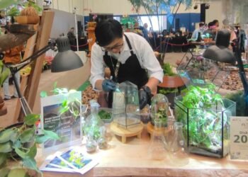 Liburan Sambil Belajar, Kebun Raya Bogor Kenalkan Terrarium kepada Masyarakat