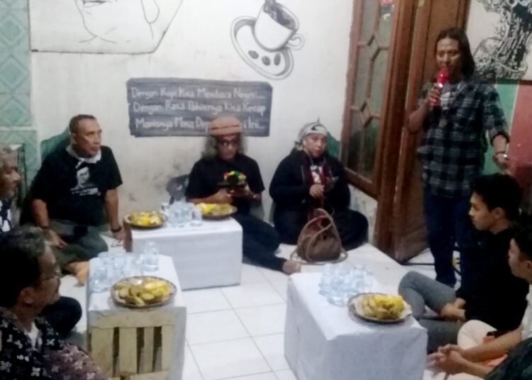 Pemain Mak Jangan Menangis Mak Tampil Membius di Panggung Keboen Sastra