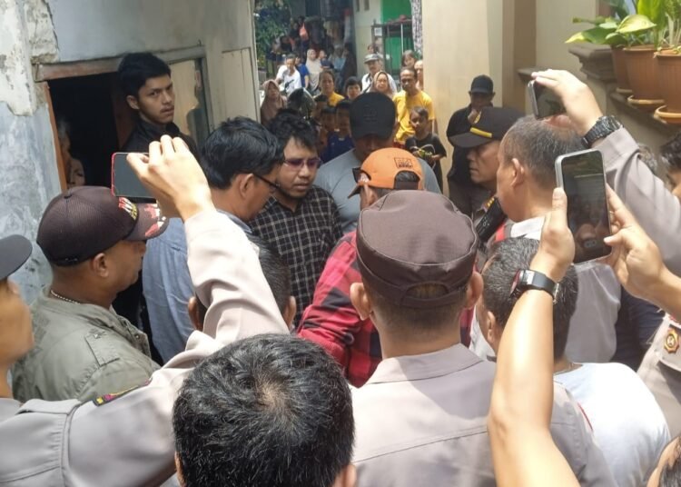 Warga Ramai-ramai Protes Perusakan Pipa Perumda Tirta Pakuan
