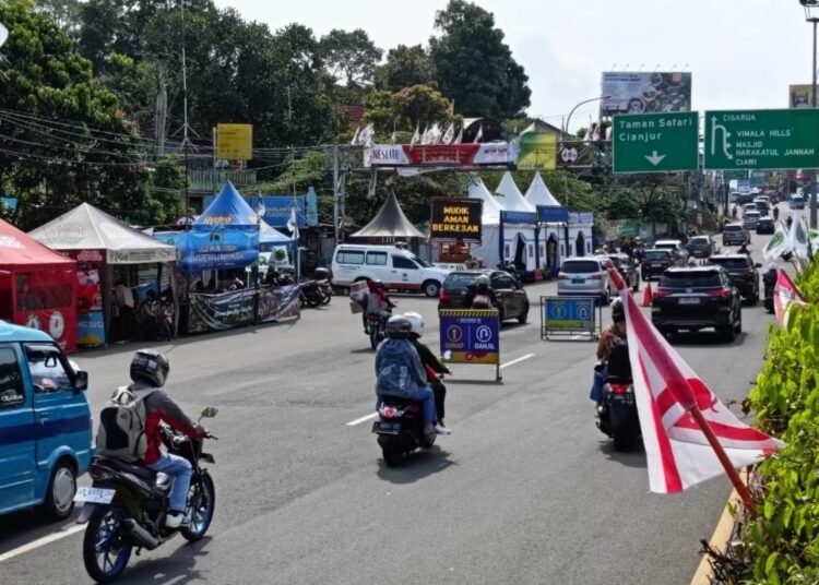 Mau ke Puncak? Yuk Cek Jadwal One Way Biar Gak Kena Macet