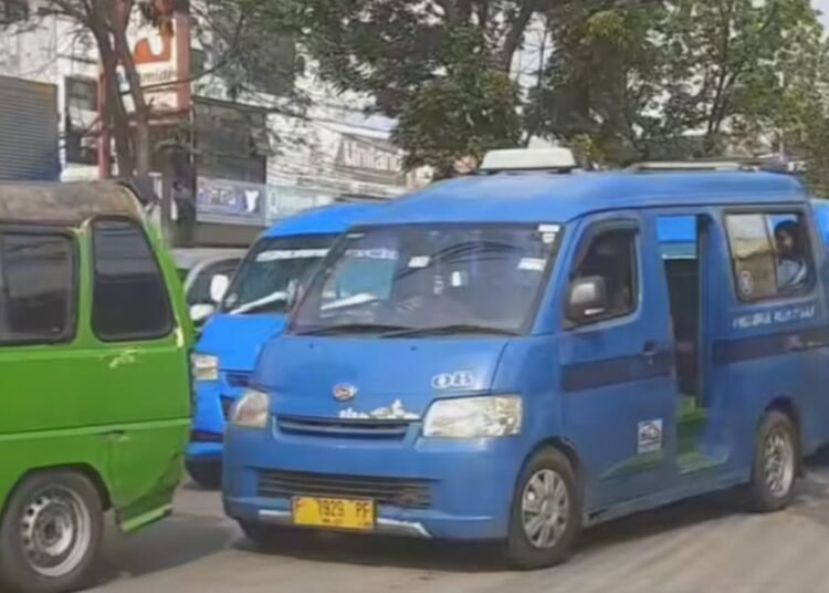 Ada Perbaikan di Jalan Mayor Oking Cibinong, Ini Jalur Alternatifnya