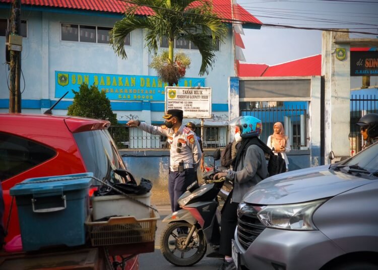Dishub Terapkan Kanalisasi 2:1 Urai Kemacetan di Jalan Raya Dramaga, Ini Waktunya