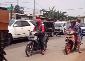 Kecelakaan Beruntun di Parung, Sopir Truk Hilang Kendali hingga Tabrak 5 Mobil Sekaligus