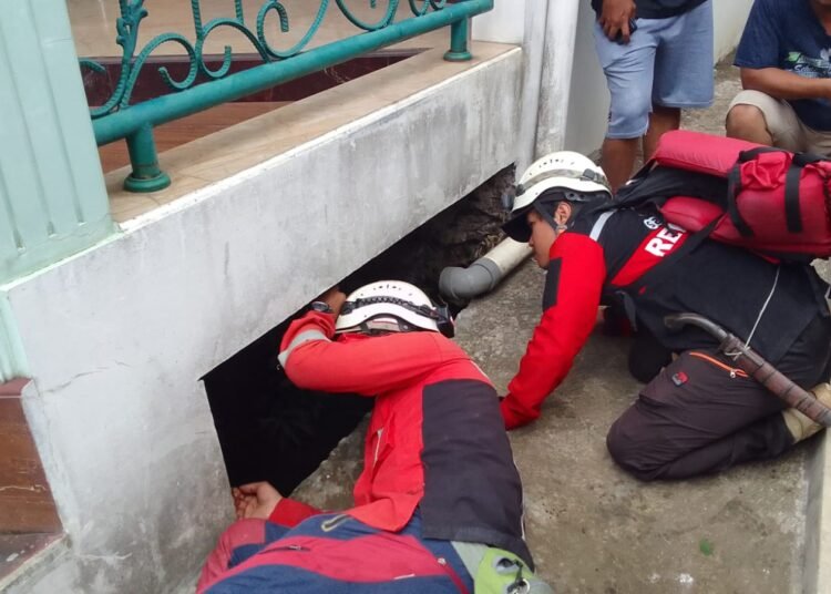 Belum Ditemukan, Pencarian Korban Hanyut di Gorong-gorong Dilanjutkan Besok