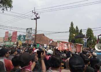 Warga Tuntut Portal Penjaga Truk Tambang Diawasi 24 Jam : Harus Komitmen