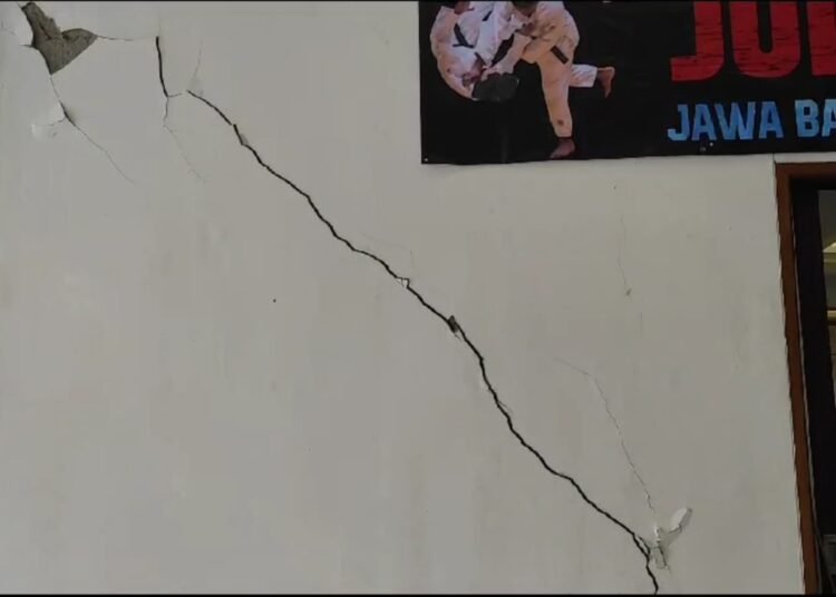 Tembok Bumi Katulampa Retak, Peserta Kejurda Judo Pelajar Jabar Berhamburan