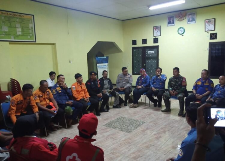 Hari Ketiga, Tim Penyelam Diterjunkan Cari Korban Hanyut di Sungai Leuwiliang