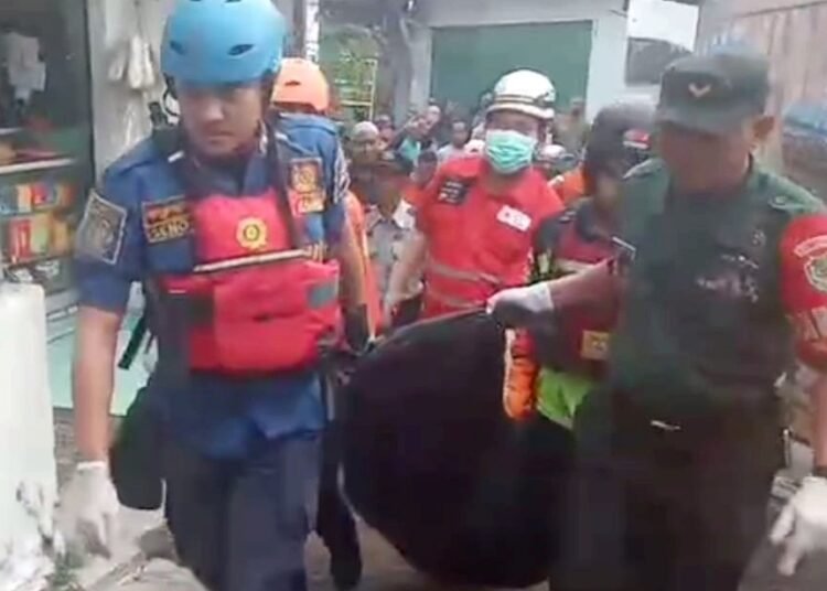 Pekerja Kebersihan yang Hanyut di Gorong-gorong Ditemukan Tewas
