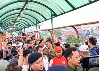 Datang ke Kota Hujan, Anies Baswedan Santap Kuliner Khas Bogor Hingga Pulang Naik Kereta