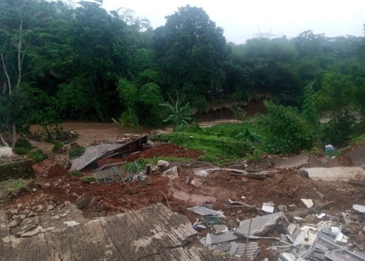Jumlah Rumah Terdampak Longsor Bertambah, Warga Ciseeng Bingung Cari Tempat Pengungsian