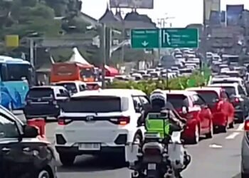 Libur Nataru, Lalin Menuju Puncak Bogor Macet Sepanjang 3 Km