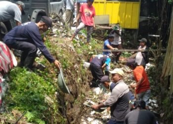 Antisipasi Banjir, Kecamatan Bogor Utara Gencarkan Bebersih Saluran Kali