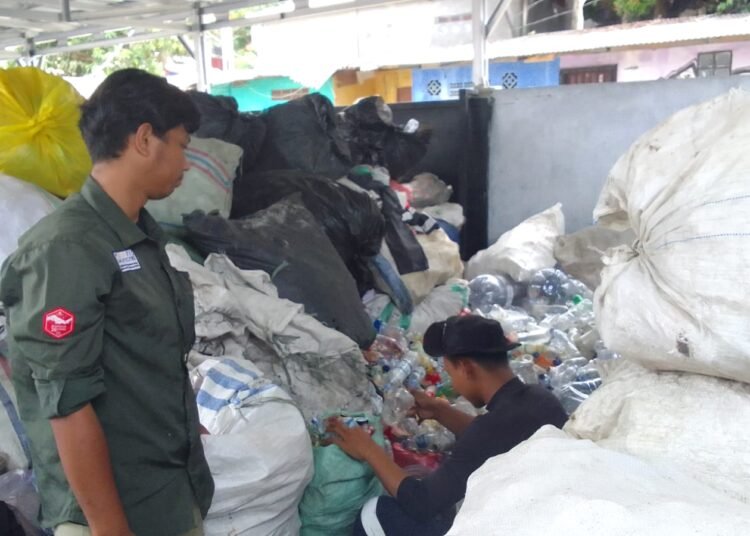 Rekam Nusantara Foundation Beri Edukasi Pengelolaan Sampah Bernilai Ekonomis