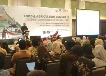 Saat Ganjar Pranowo Dialog dengan Alumni IPB soal Agromaritim