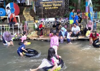 Liburan Sekolah, Wahana Ngalun Katulampa Diserbu Pengunjung