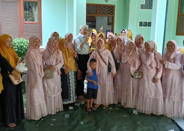 Dukung Amin, Emak-emak Keliling Indonesia Sejauh 3.000 Km