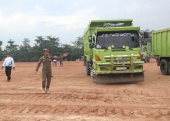 Kantong Parkir Truk Tambang di Parungpanjang Sudah Bisa Digunakan