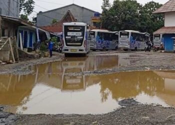 DPUPR Turun Tangan Atasi Kubangan di Terminal Bubulak