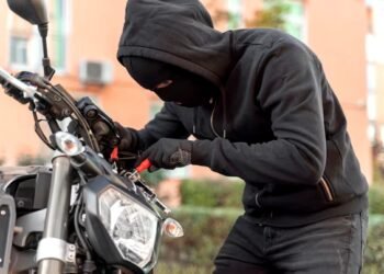 Nekat Curi Motor di Masjid,  Pelaku Curanmor di Cileungsi Babak Belur Dihakimi Warga