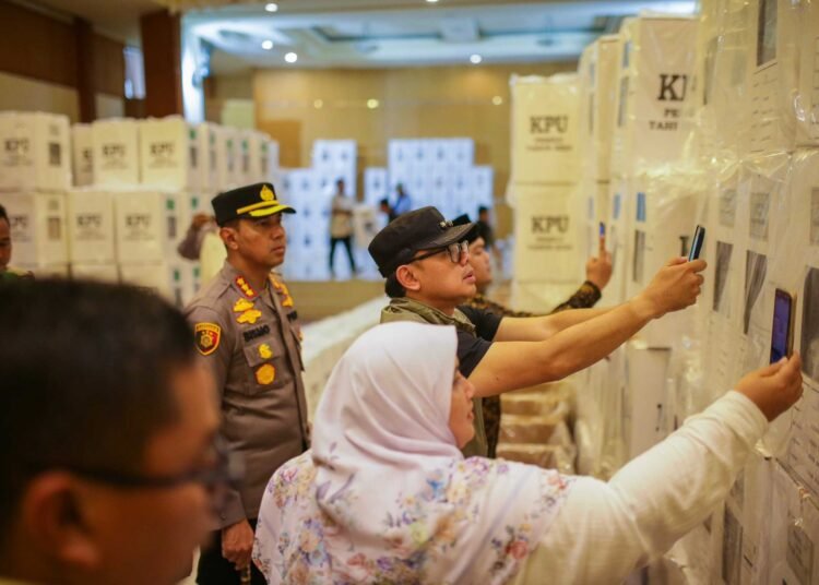 Forkopimda Kota Bogor Pastikan Distribusi Logistik Pemilu H-7 Ke TPS