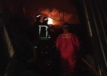 Kebakaran, Damkar Butuh Waktu hingga 3 Jam Padamkan Api di Gudang Biji Pala Babakan Madang