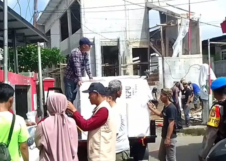 Dipindah, TPS 14 Gang Makam Kedatangan Logistik Pemilu 2024
