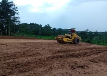 Kantong Parkir Truk Tambang di Parungpanjang Tak Kunjung Selesai