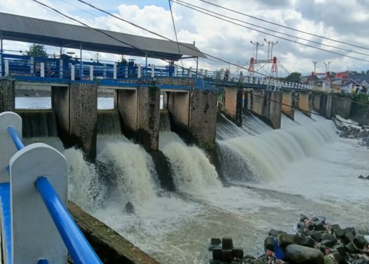 Sempat Siaga 3, Tinggi Air di Bendung Katulampa Kini Normal 