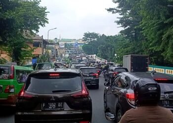 Arus Lalin di Jalan Otista Kota Bogor Diwarnai Kemacetan Panjang 