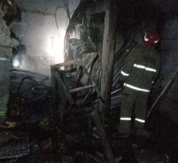 Kios di Pasar Dugul Klapanunggal Terbakar, Dua Unit Kendaraan Damkar Diturunkan