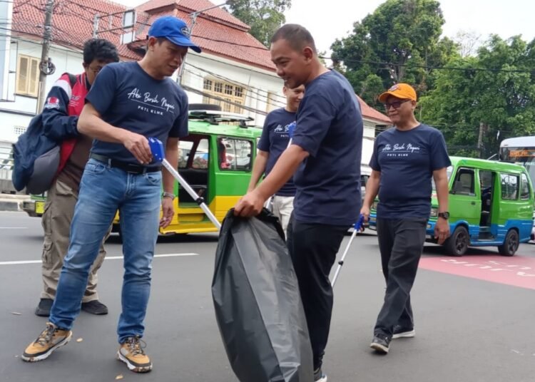 Aksi Bersih Negeri, KLHK Libatkan Pelajar Bebersih Seputar Kebun Raya Bogor