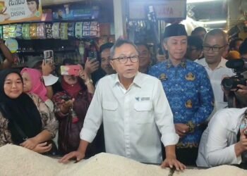 Sidak Pasar di Kota Bogor, Mendag Pastikan Stok Bahan Pokok Aman Hingga Lebaran