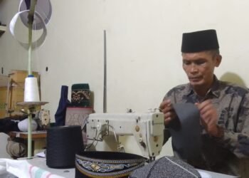 Berkah Melimpah Perajin Peci di Bogor, Ratusan Kodi Ludes Terjual Jelang Lebaran