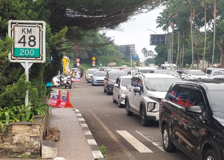 Pagi Ini, 10 Ribu Kendaraan Masuk Ke Arah Puncak Bogor