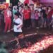 Jaga Tradisi, Warga Etnis Tionghoa Gelar Ritual Injak Bara Api di Klenteng Han Tan Kong Cileungsi
