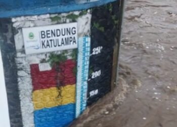 Debit Air Naik hingga 120 Centimeter, Bendung Katulampa Siaga Tiga