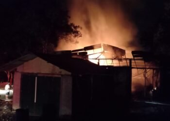 Pabrik Garmen di Rangga Mekar Terbakar, 6 Mobil Damkar Diterjunkan 