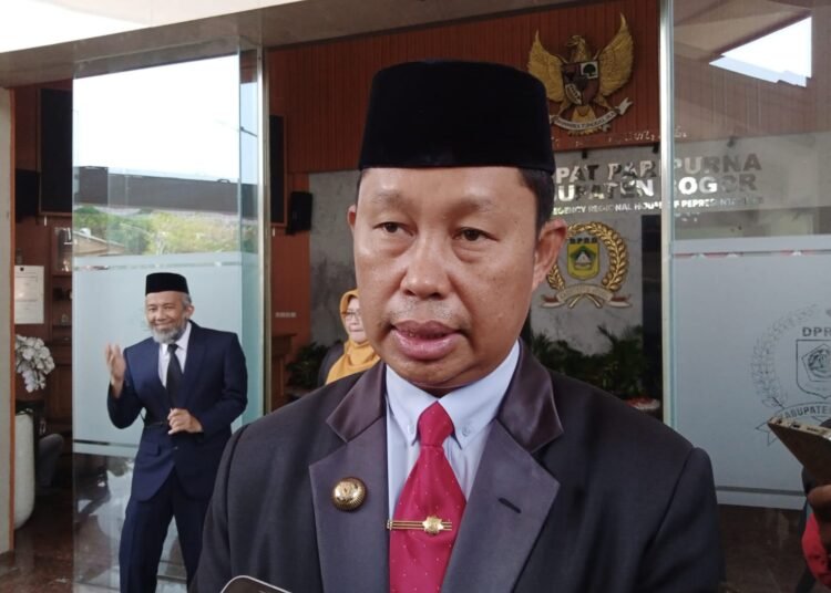 Dipastikan Tak Berizin,  Pj Bupati Ngaku Sudah Perintahkan Camat Awasi Aktivitas Buang Sampah Ilegal di Rumpin