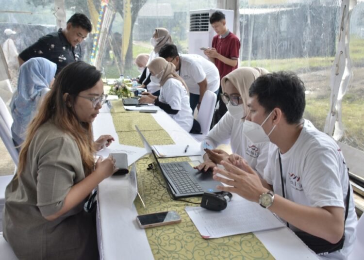 Dibarengi BPPL Gratis, Serah Terima 56 Hunian Spring Valley PT Sentul City Disambut Gembira Konsumen 