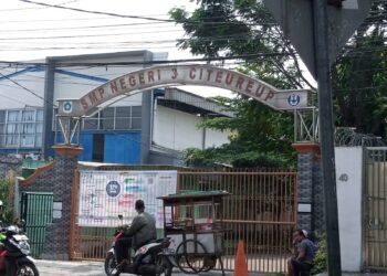 Orang Tua Ungkap Dugaan Kecurangan PPDB SMPN 3 Citeureup, Posisi Anaknya Digeser Murid Lain 
