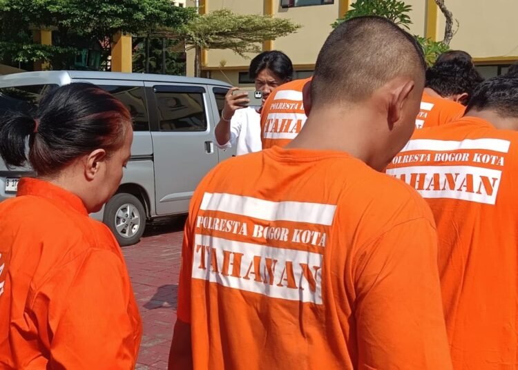 Jadi Kurir Sabu, Pasutri di Kota Bogor Diringkus Polisi 