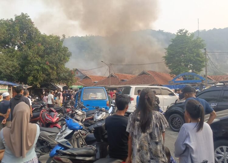 Korsleting Listrik Jadi Penyebab Kebakaran Pasar Ciampea Baru, Total 75 Kios Terbakar