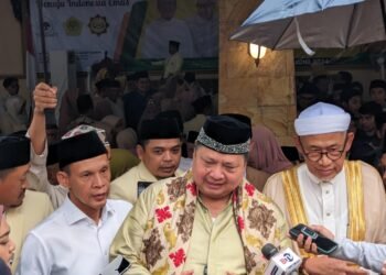 Airlangga Mundur dari Golkar, Nasib Jaro Ade dan Rusli Prihatevy di Pilkada Bogor Terancam