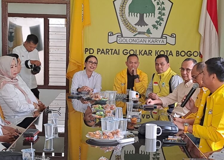 Rena Da Frina dan Rusli Prihatevy Bertemu Jelang Pendaftaran Pilwalkot Bogor, Ada Apa?