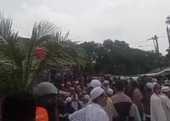 Diduga Jadi Tempat Prostitusi, Kontrakan di Citeureup Digerebek Ratusan Santri
