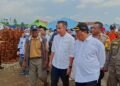Kunjungi Korban Bencana di Pamijahan, Pj Gubernur Ingatkan Masyarakat Tetap Waspada