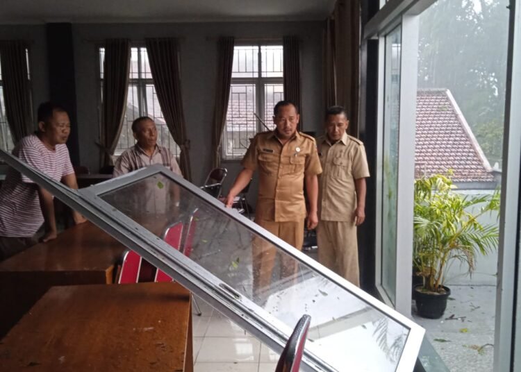 Korban Bencana di Baranangsiang dalam Pendataan Kelurahan 