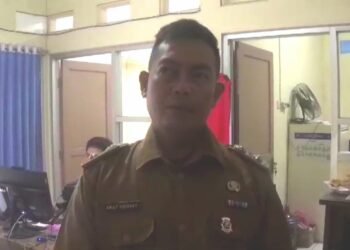 Ratusan Warga Cimahpar Rekam e-KTP bagi Pemula