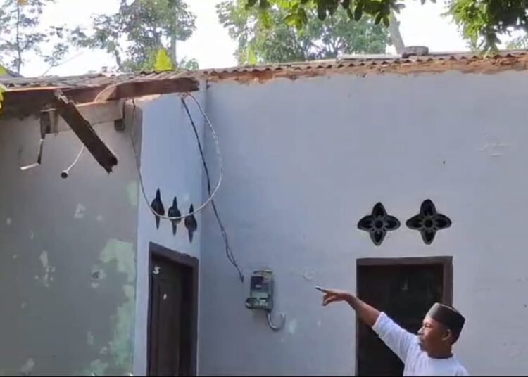26 Rumah di Tangkil Caringin Rusak Diterjang Angin Puting Beliung