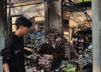 Gudang Ciki “Semoga Sukses” di Leuwiliang Terbakar, Pemilik Rugi Ratusan Juta